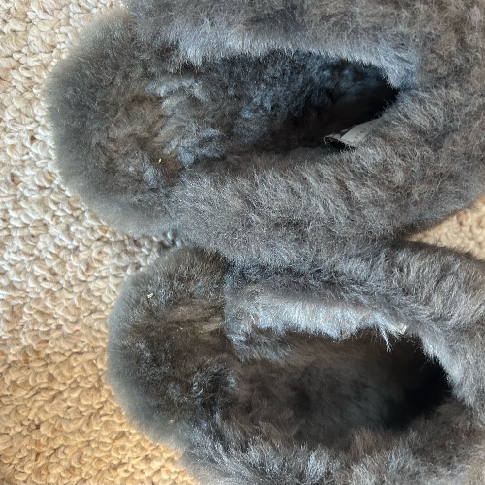 UGG Coquette Suede Signature Logo Detail Cold Weather Slippers - Picture 6 of 7
